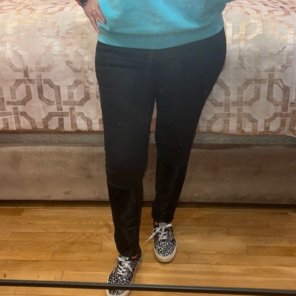 DL1961 premium black denim Montgomery skinny leggings with front